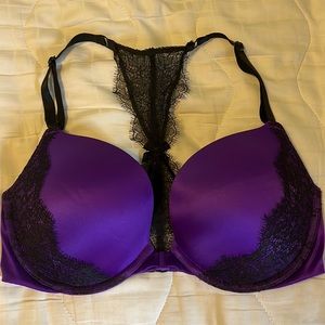 Victoria Secret 34D bra